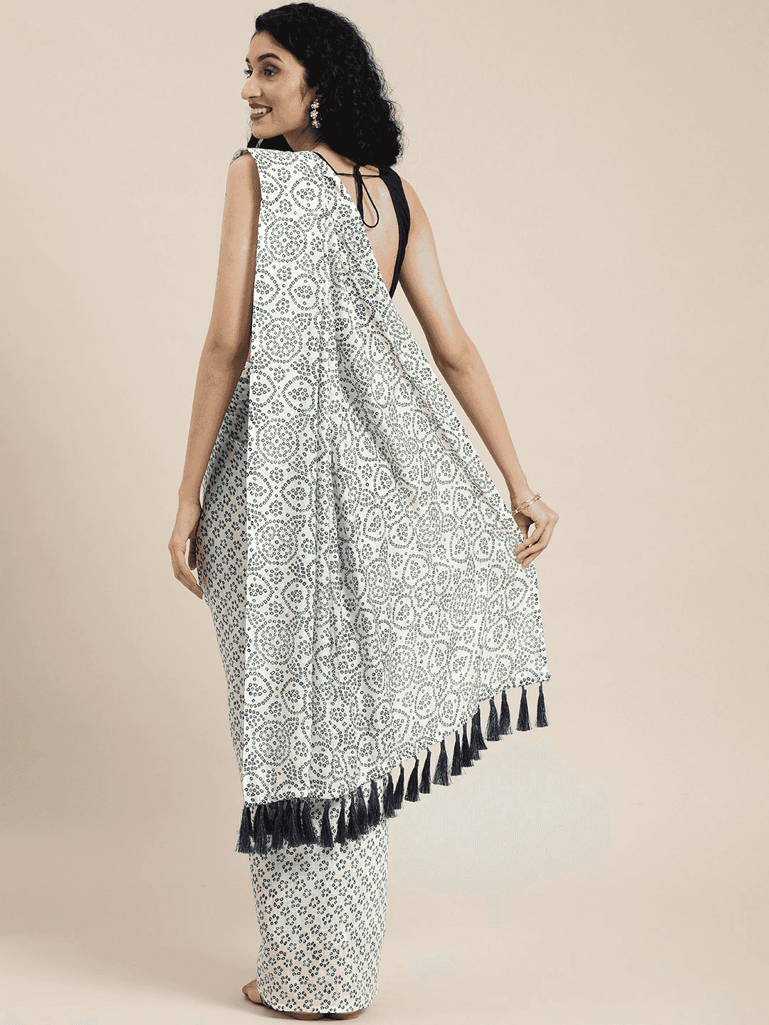 White Colour Stylish Linen Printed Bandhani Saree