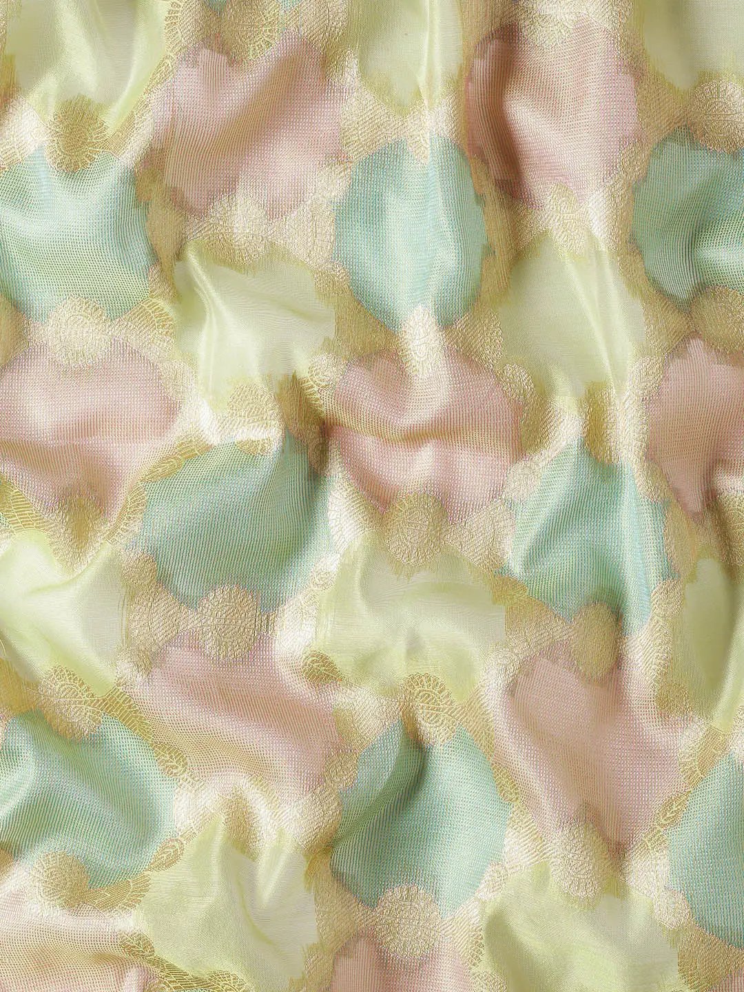 Soft Silk Kanjivaaram Saree With Ethnic Motif Border