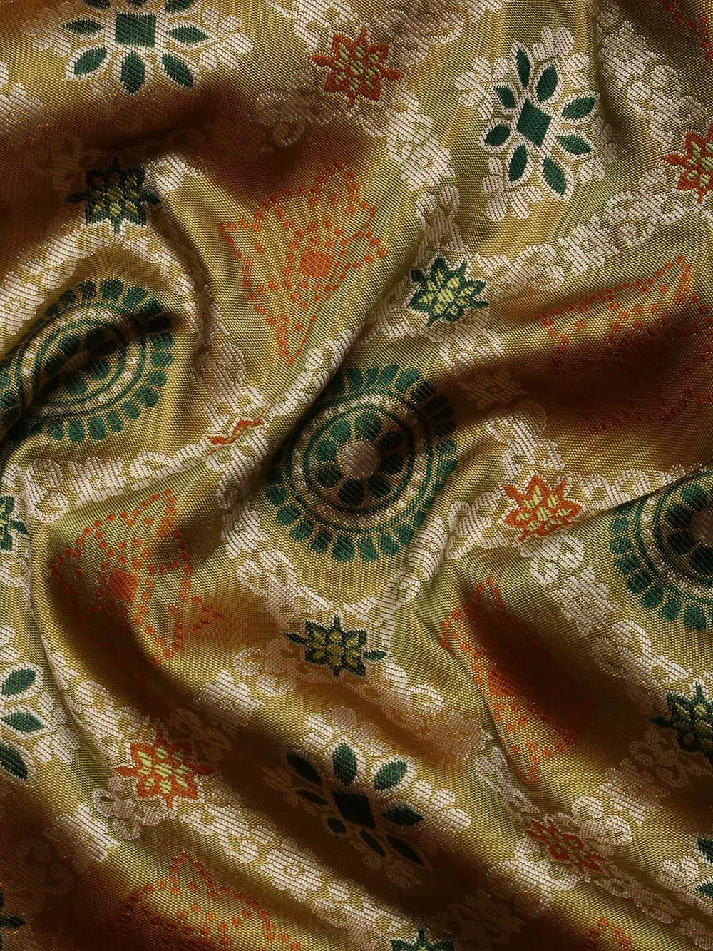 Patola Soft Silk Banarasi Saree With Zari border