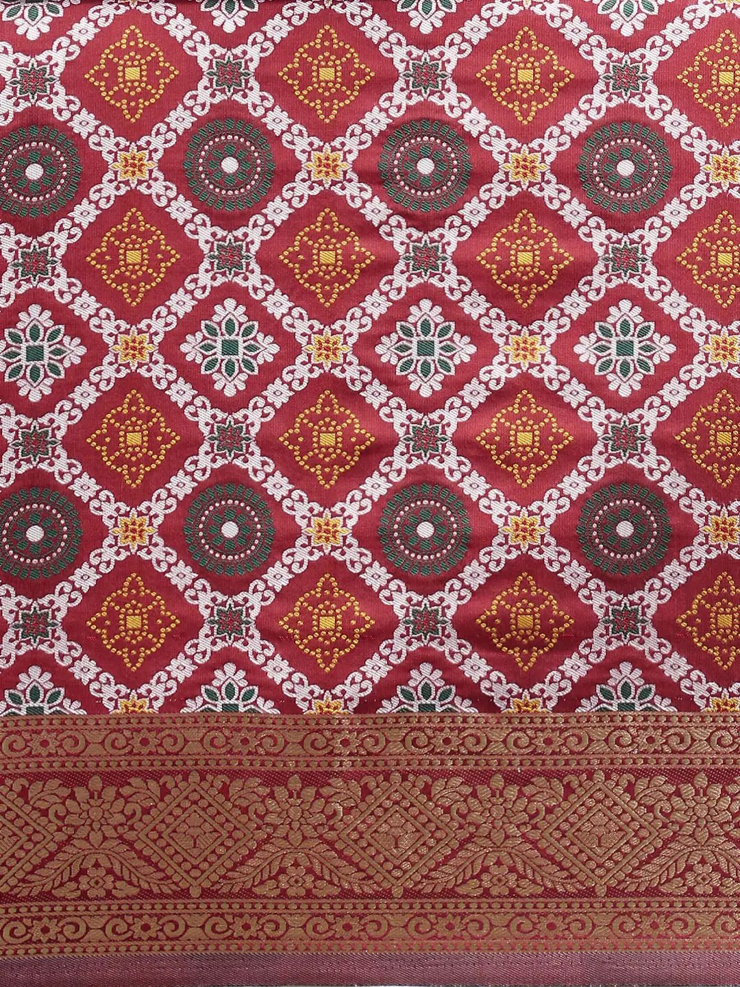 Patola Soft Silk Banarasi Saree With Zari border