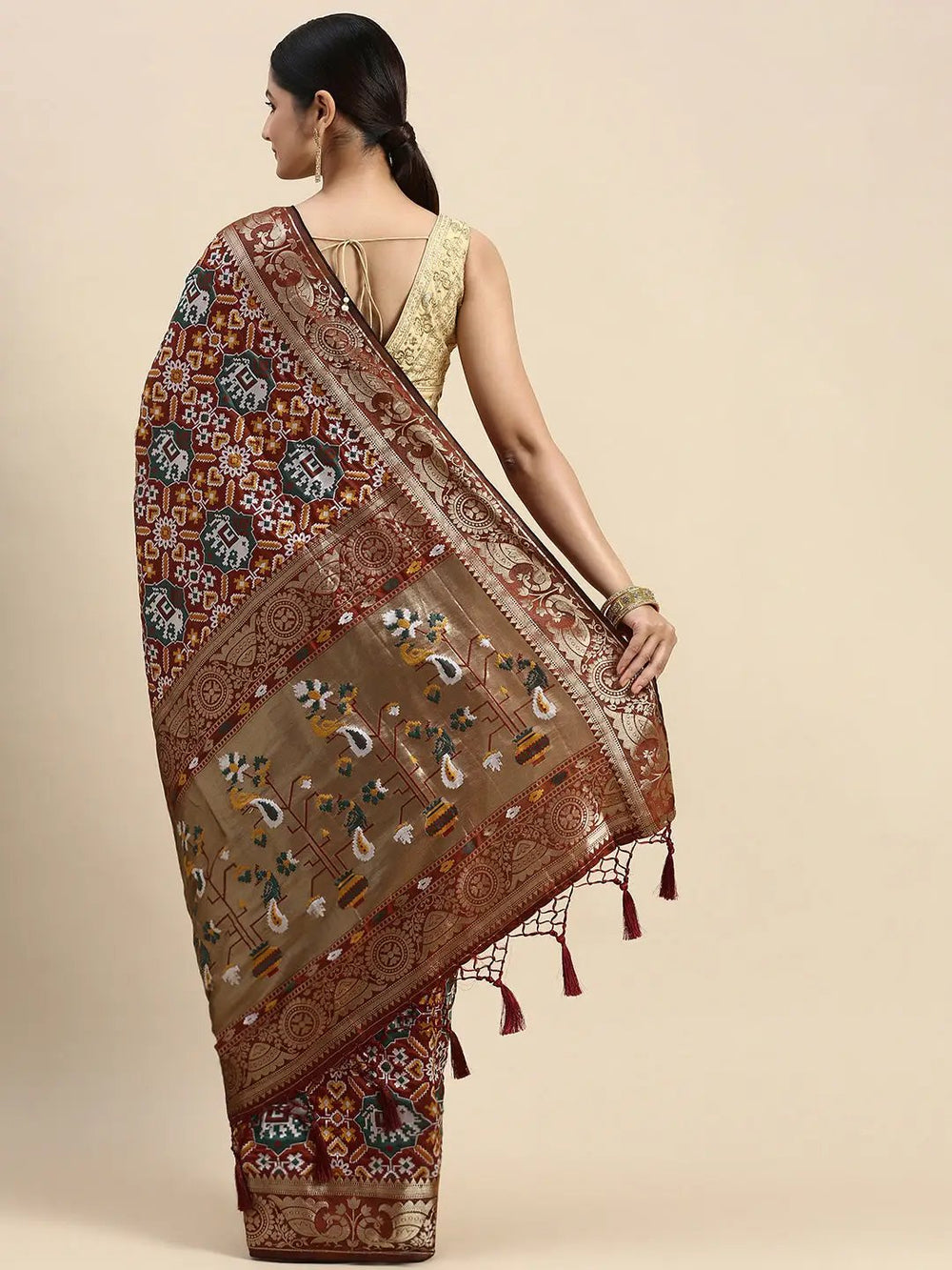 Patola Soft Silk Banarasi Saree With Zari border