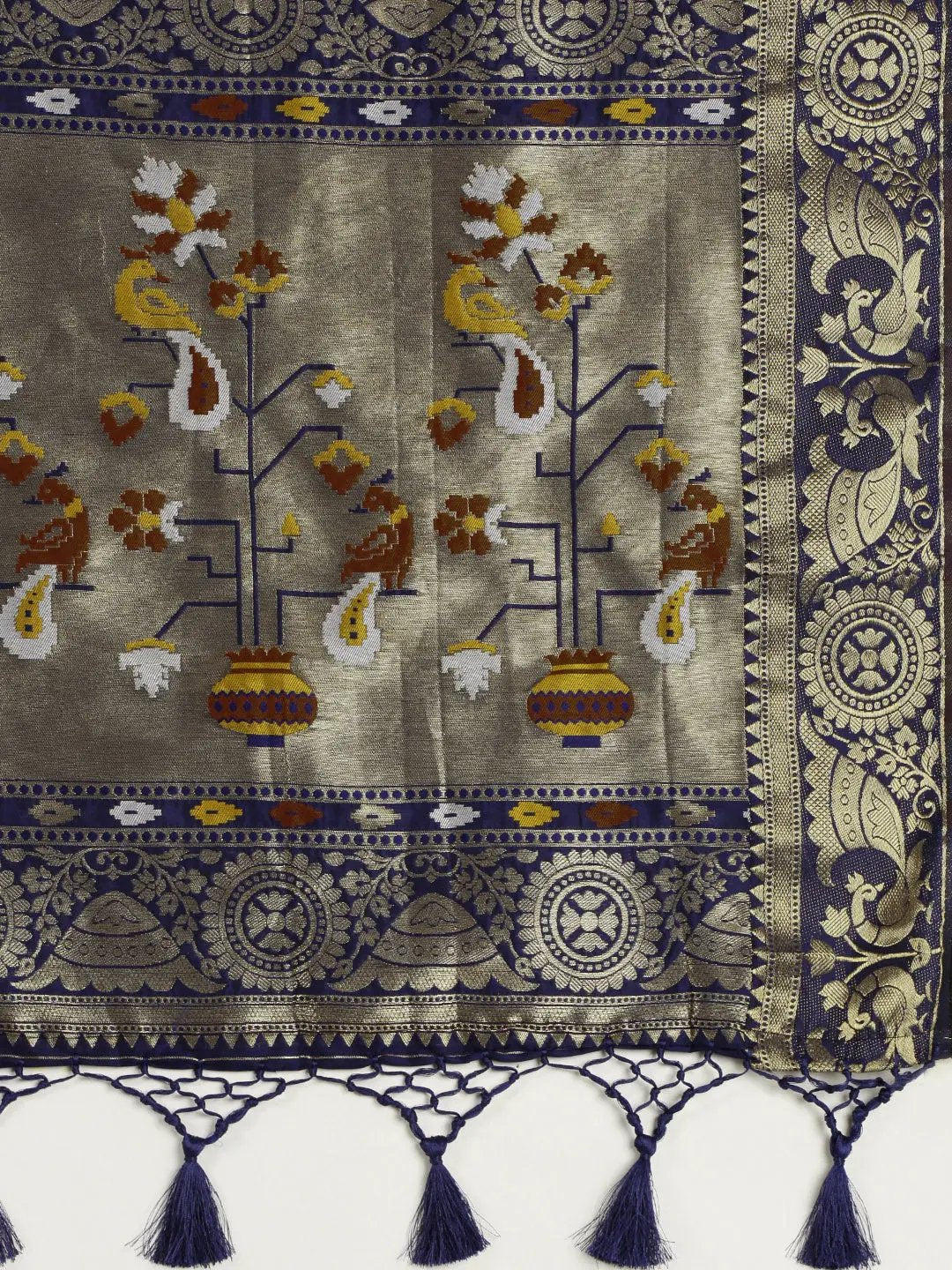 Patola Soft Silk Banarasi Saree With Zari border