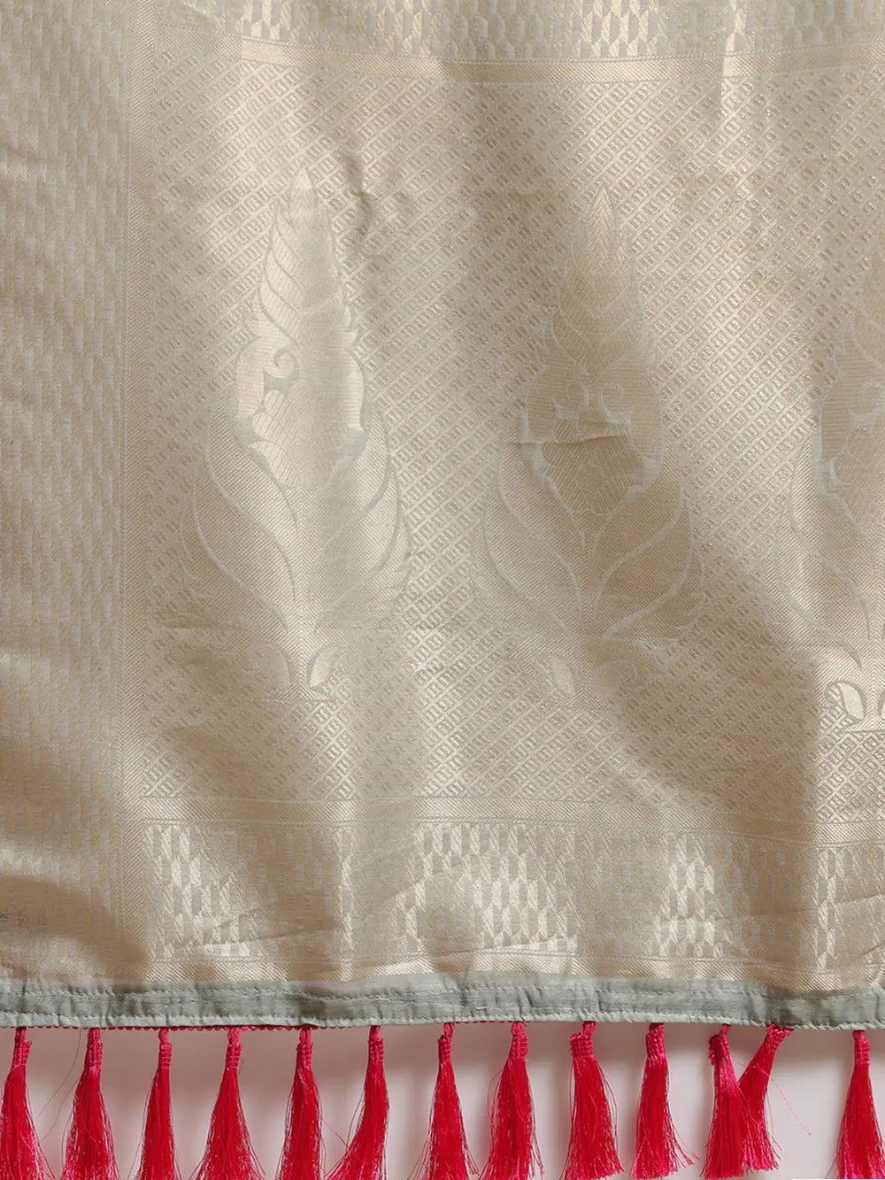 Cotton Slub Silk Saree with Zari Weaving