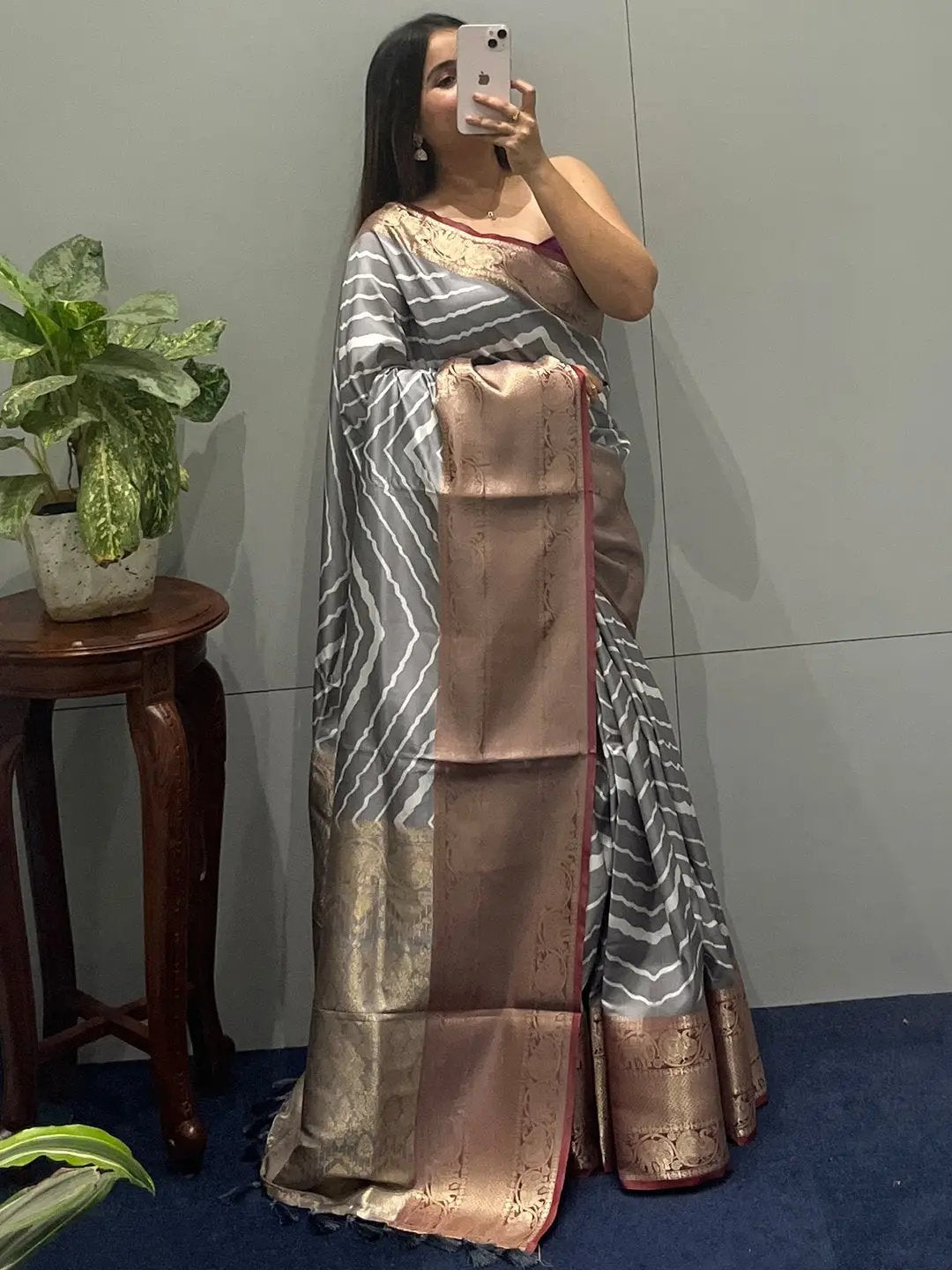 Close-up of Kanchi Zari Border Leheriya Saree with intricate design