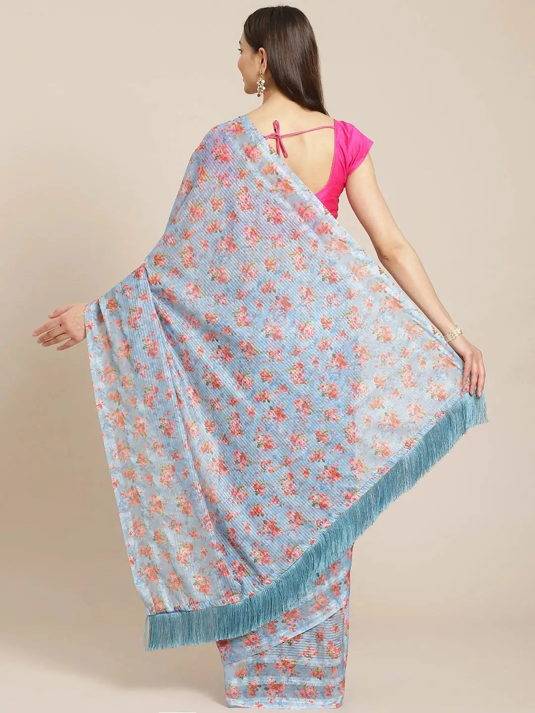 Stylish Poly Chiffon Floral Digital Print Saree Vastranand