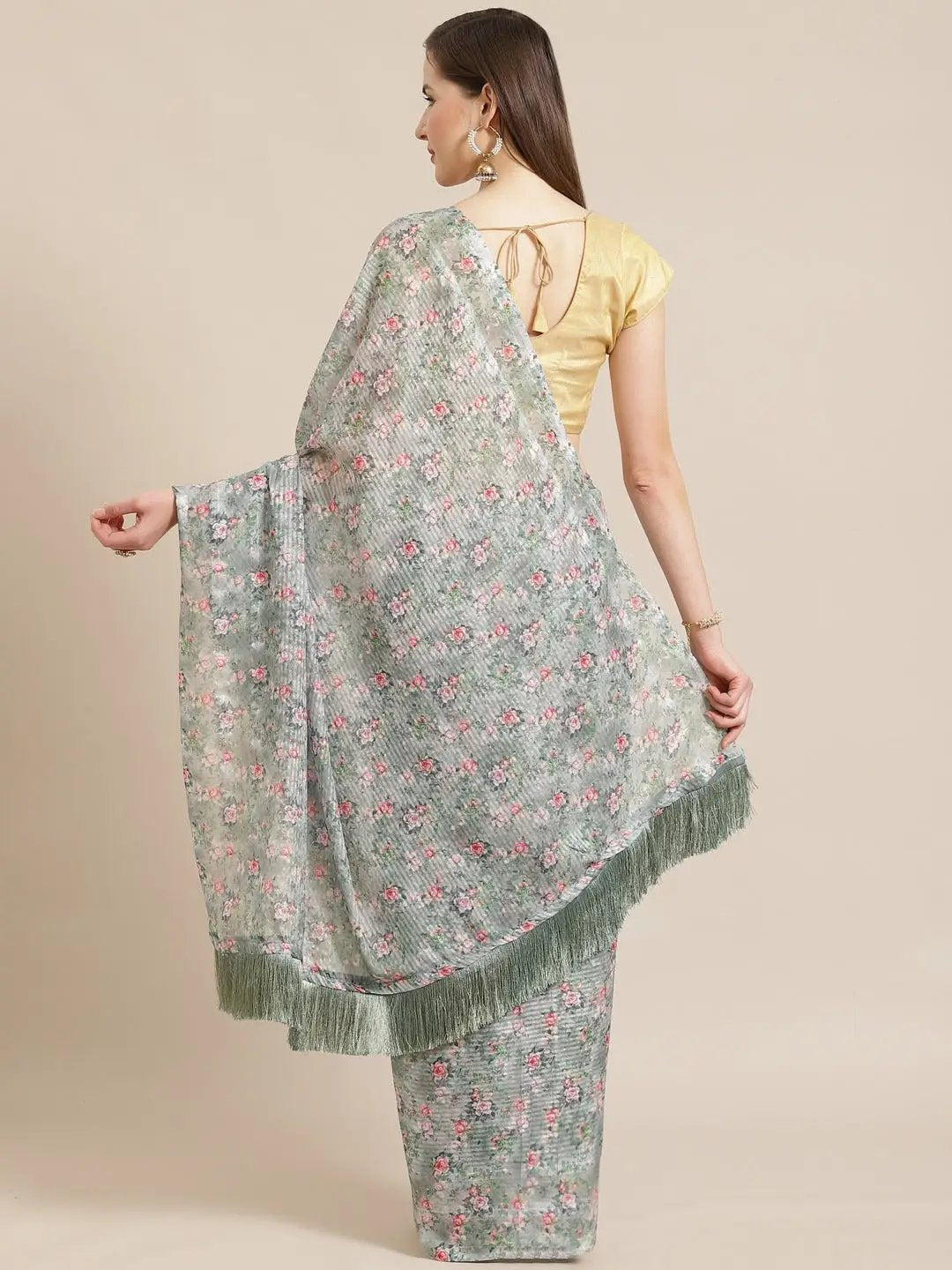 Vastranand Stylish Poly Chiffon Floral Digital Print Saree