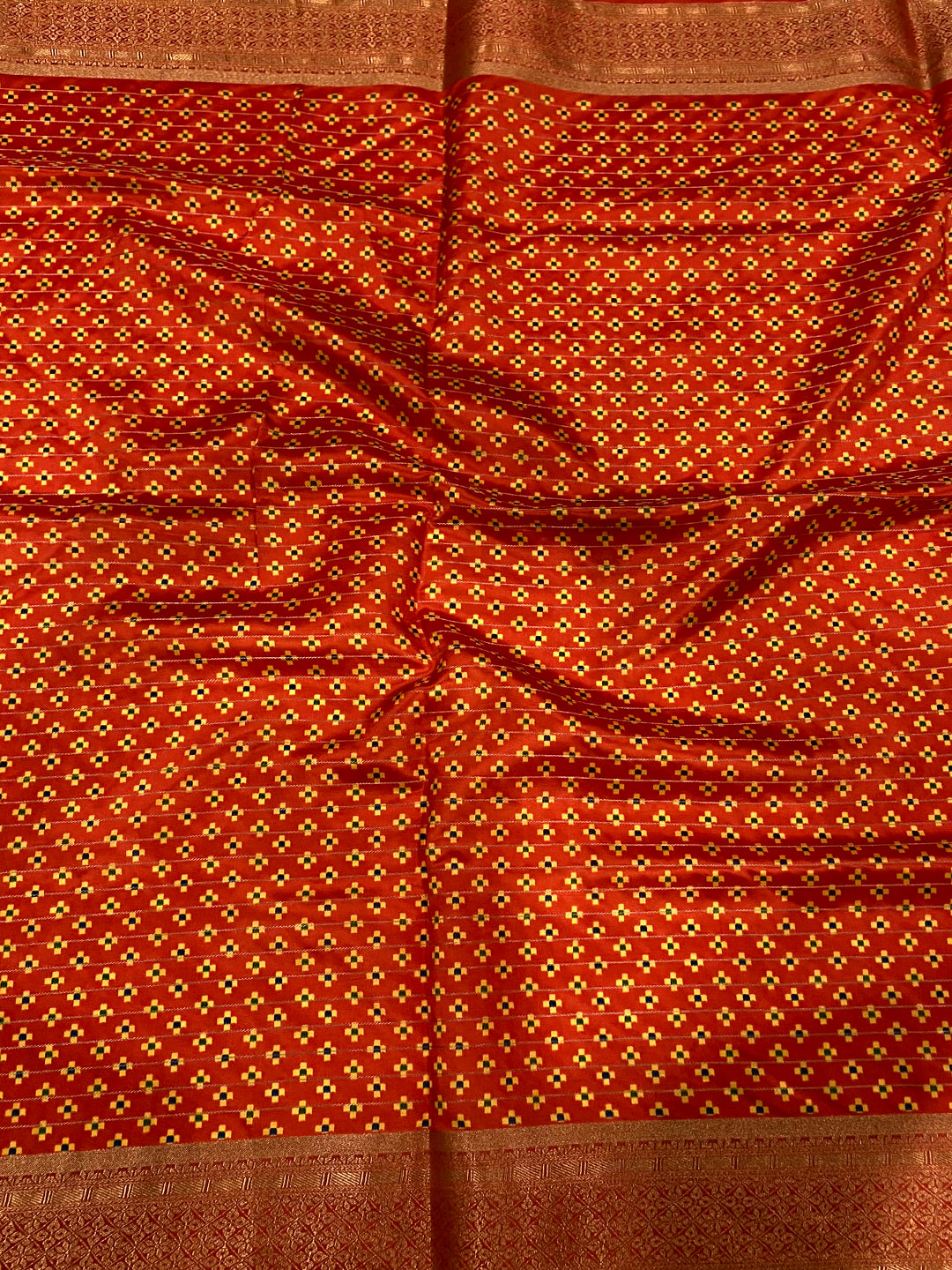 Designer Soft Silk Zari Chex Saree