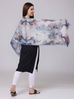 Elegant Swirls And Floral Design Scarf