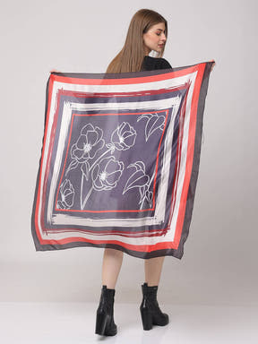 Petal Frame Scarf