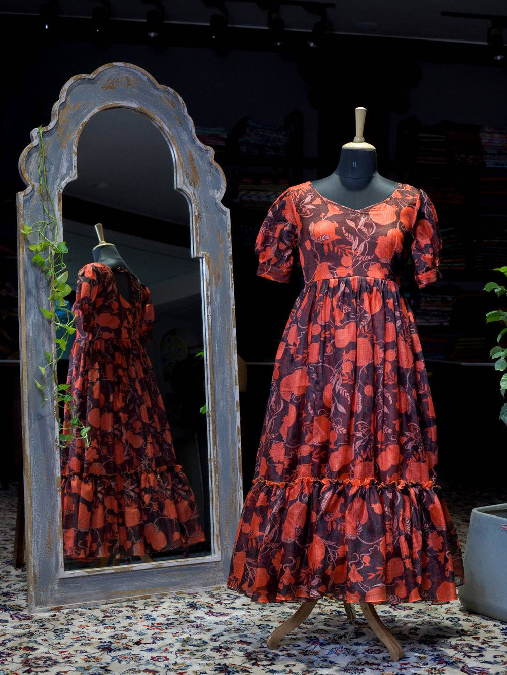 Scarlet Bloom Floral Kota Midi dress on mannequin