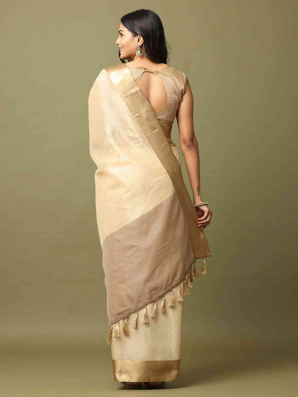  Banarasi Tissue Silk Zari Butti Desine Festive Wear Saree