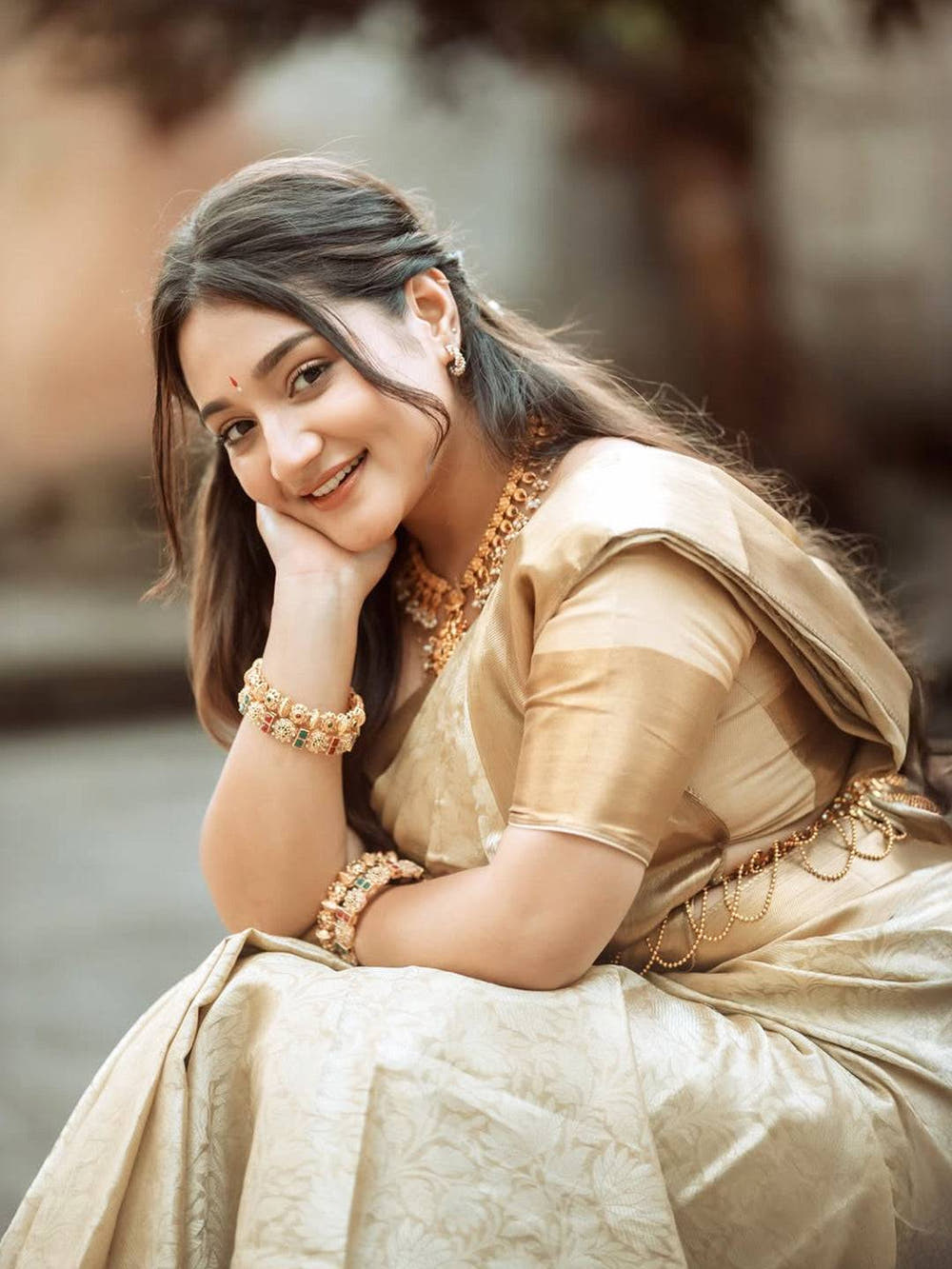 Regal Gold Kanjivaram Tissue Saree
