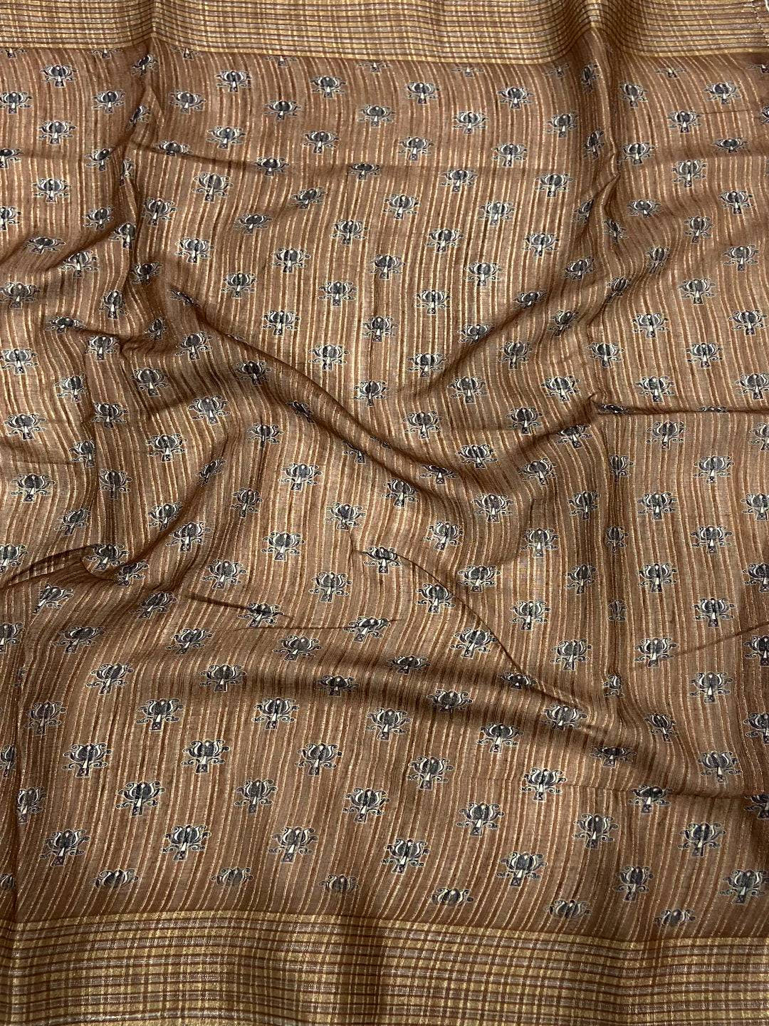 Beige Linen Digital Printed Saree