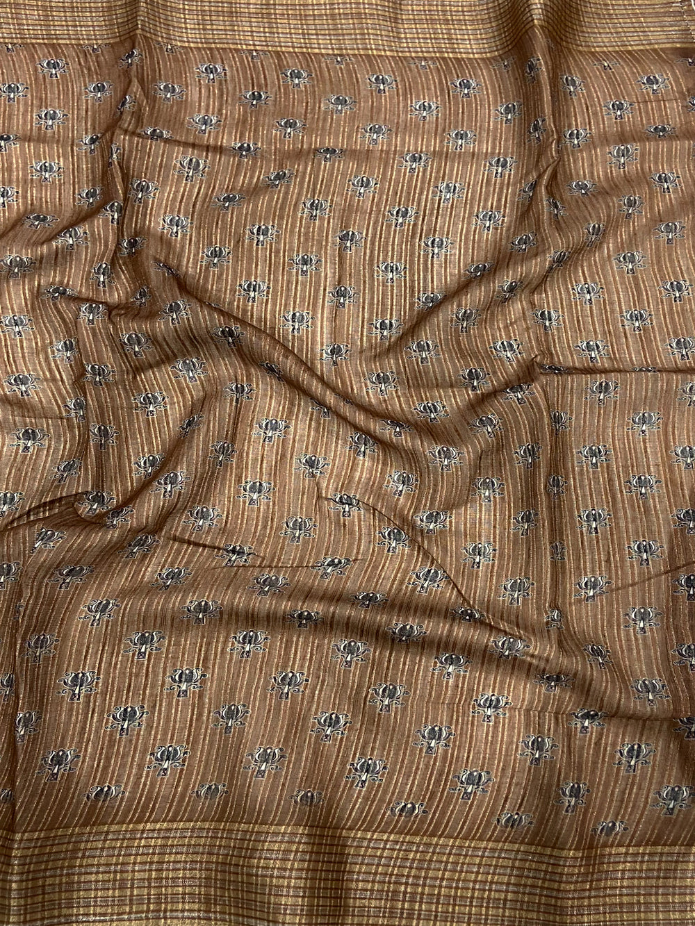 Beige Linen Digital Printed Saree