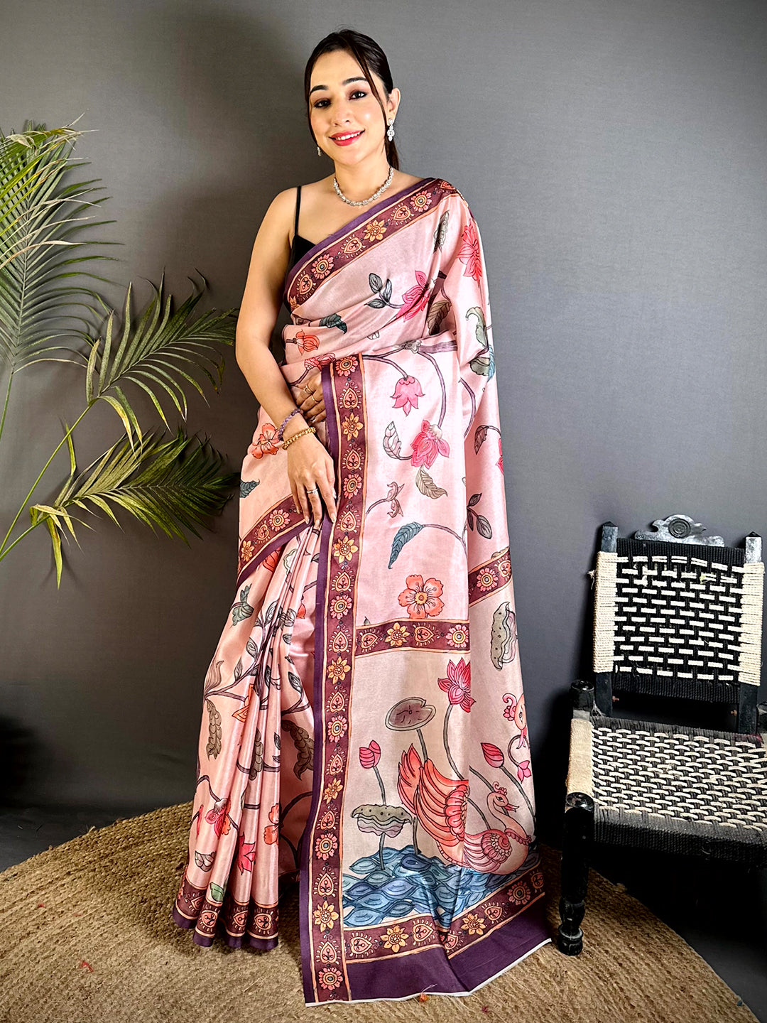Exclusive Swan Pen Kalamkari Art Saree


