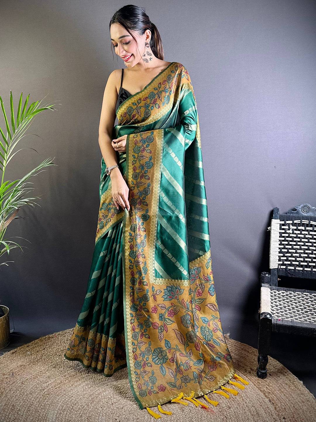 Green Gold Zari And Kalamkari Print Saree
