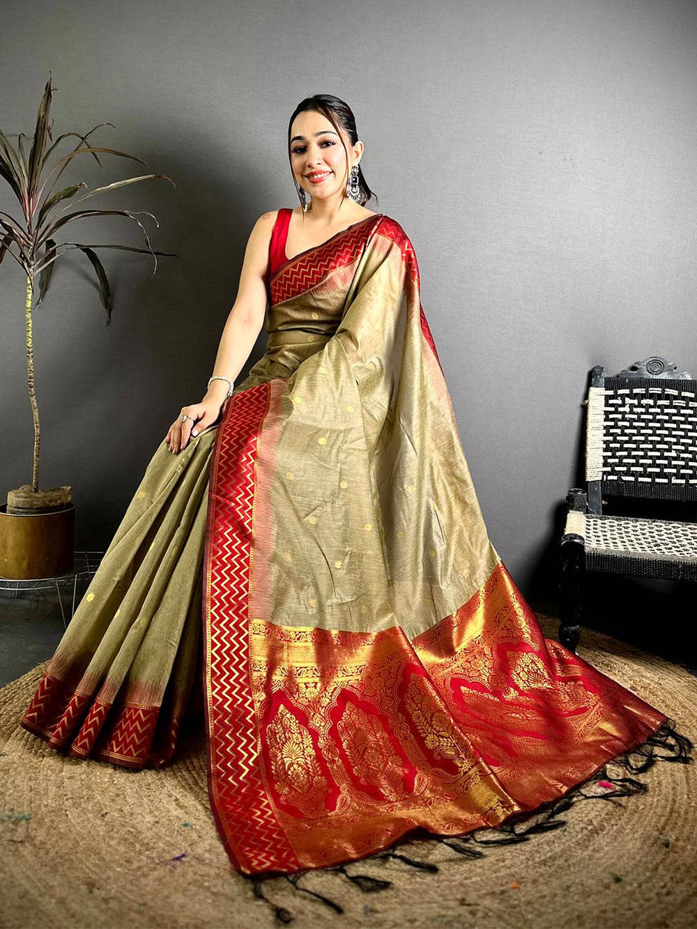 Royal Mul Cotton Katan Contrast Border Saree