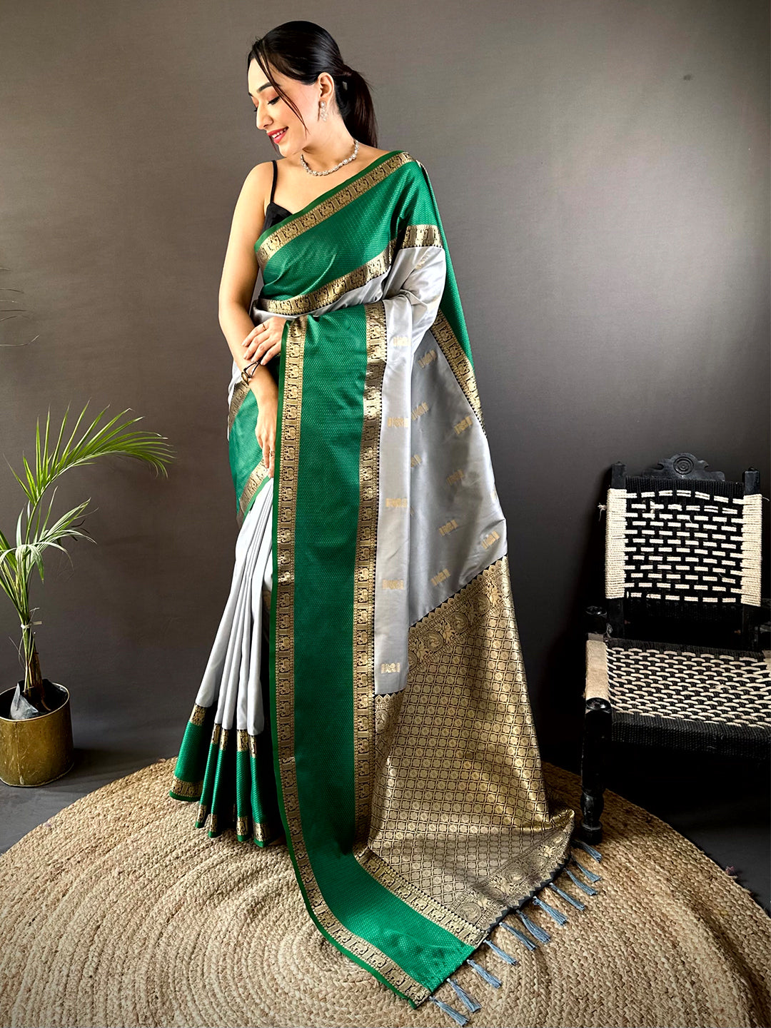 Serene Grey Gadhwal Soft Silk Saree
