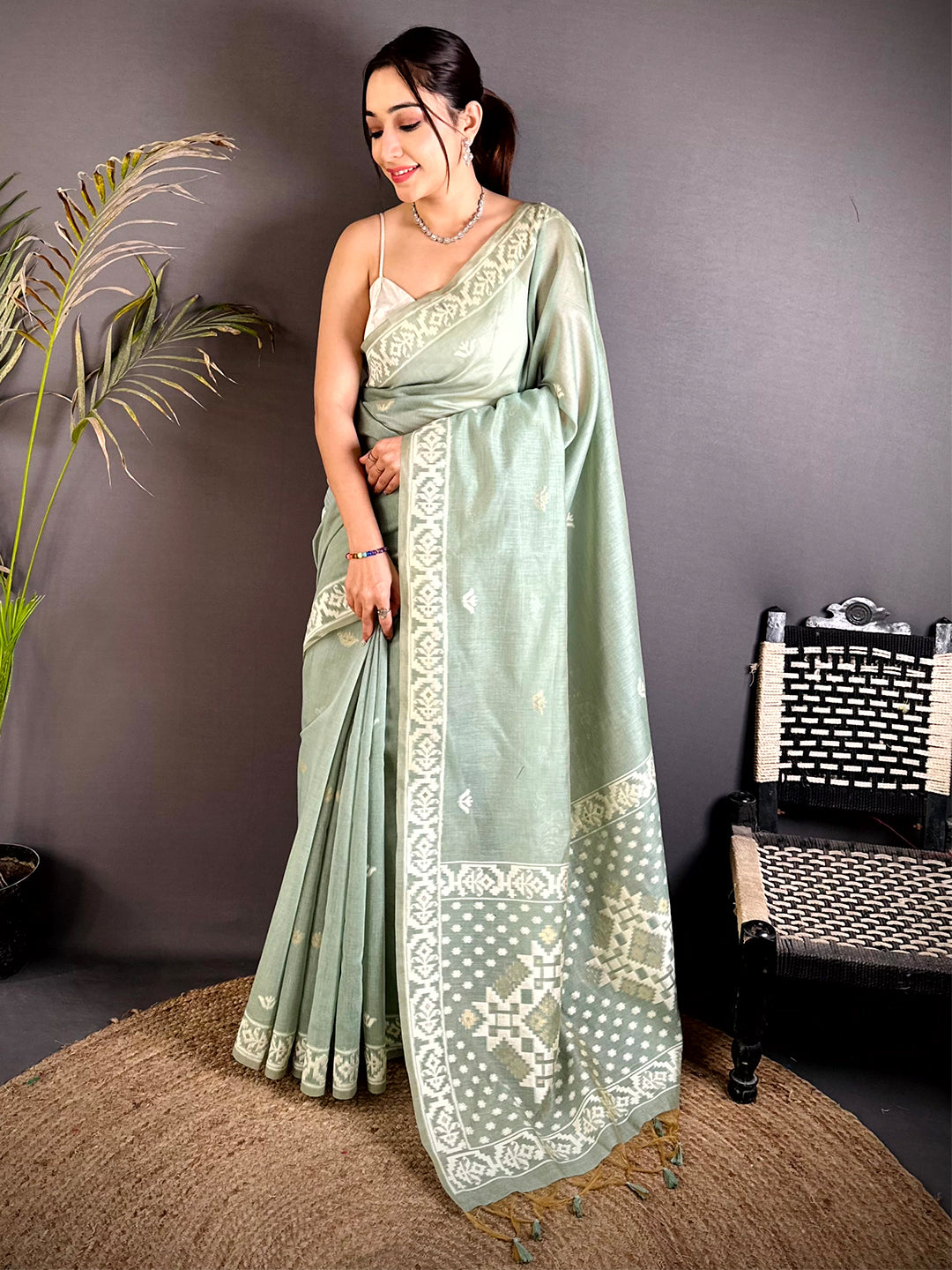 Royal Khadi Linen Lakhnavi Work Saree