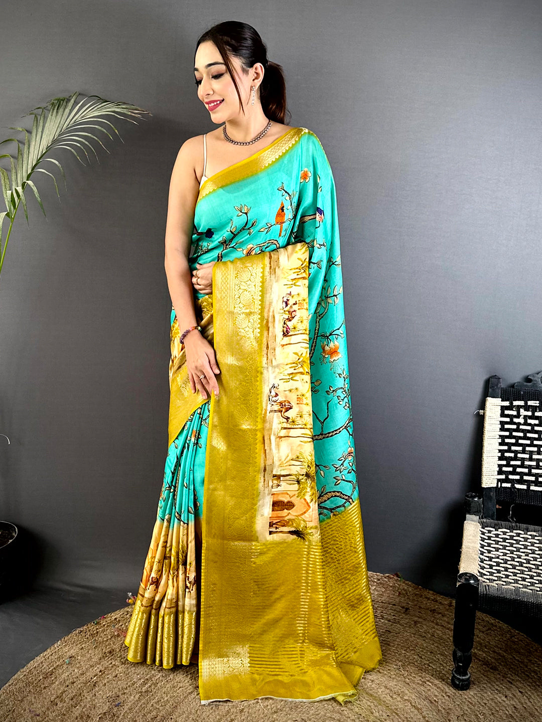 Artistic Self Zari Chex Viscose Dola Saree