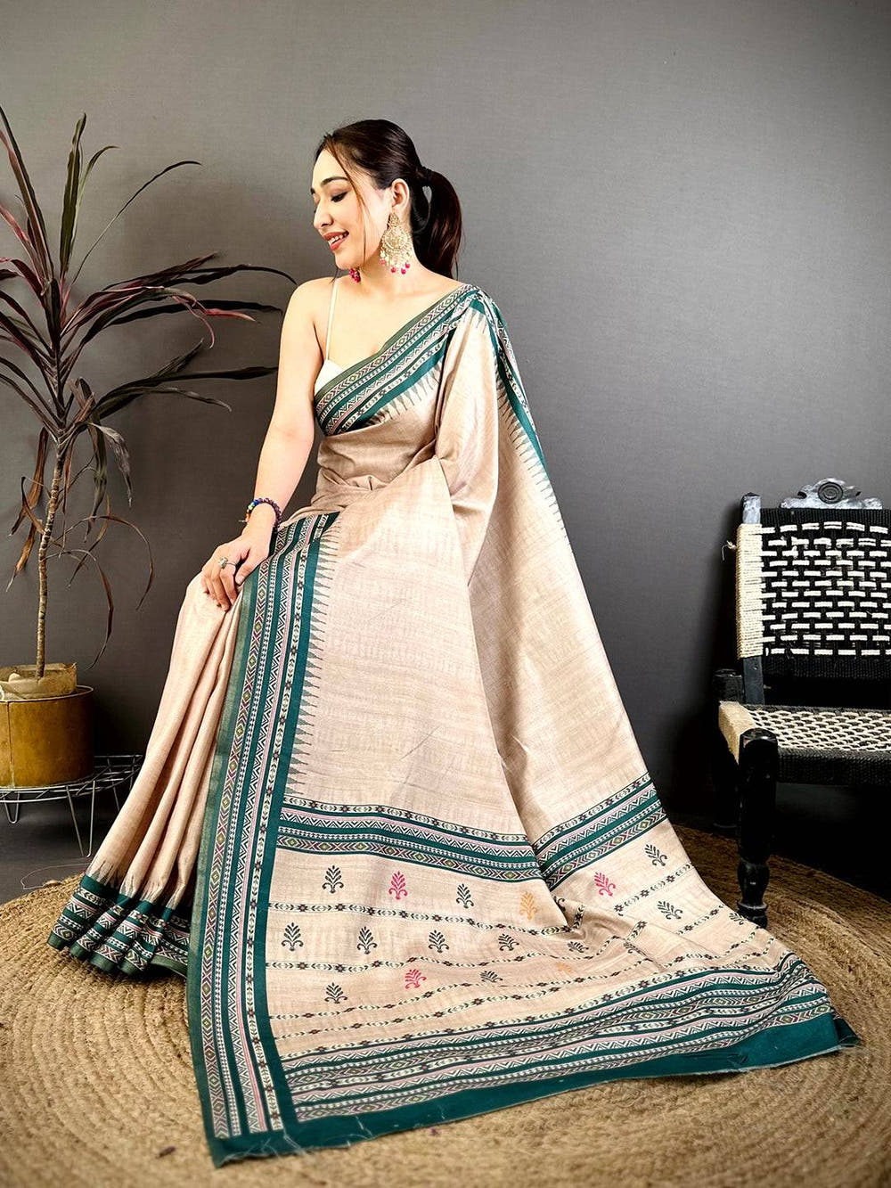 Royal Tribal Border Soft Zarna Silk Saree