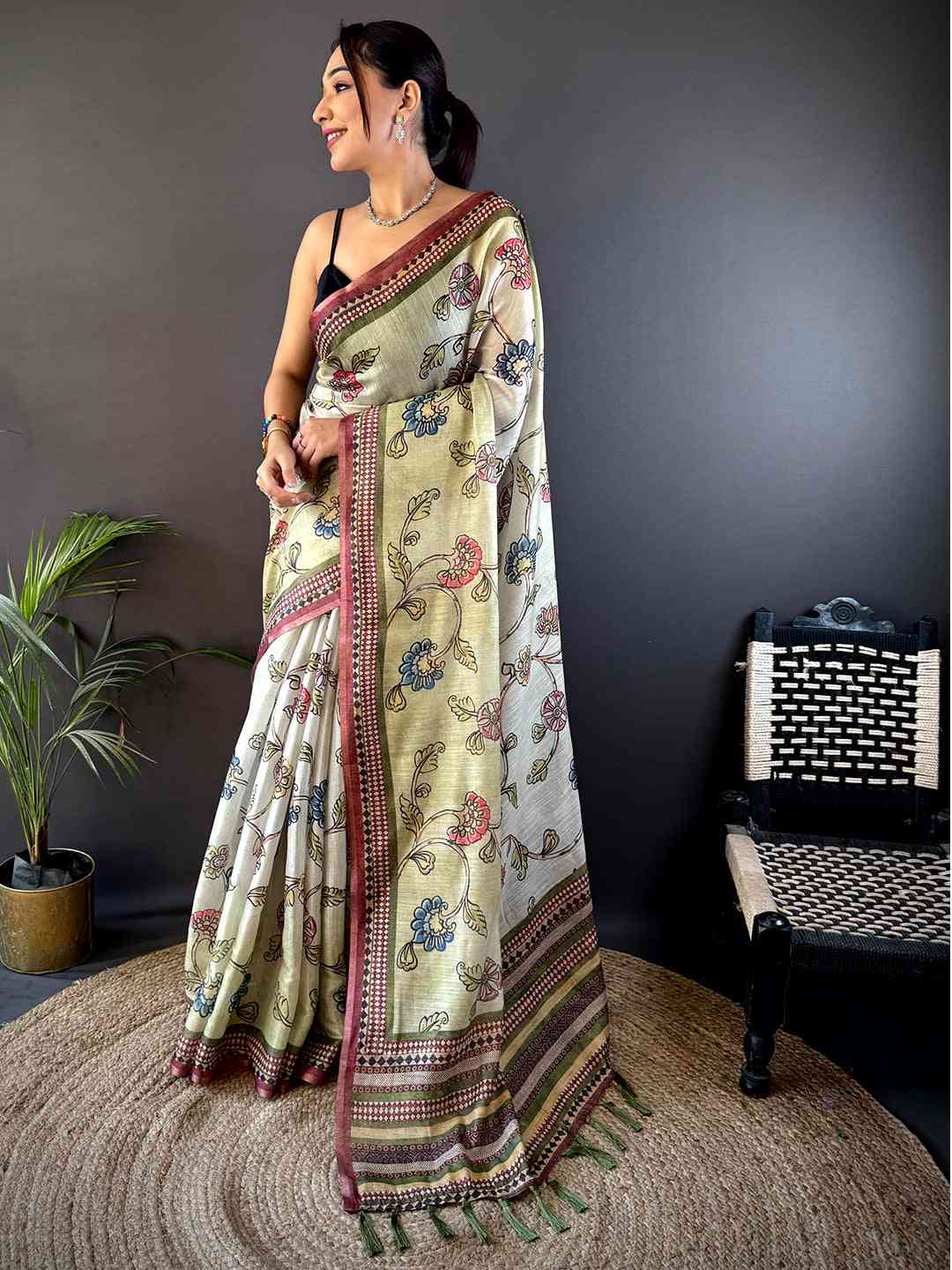Swamp Green Zari Tussar Floral Saree


