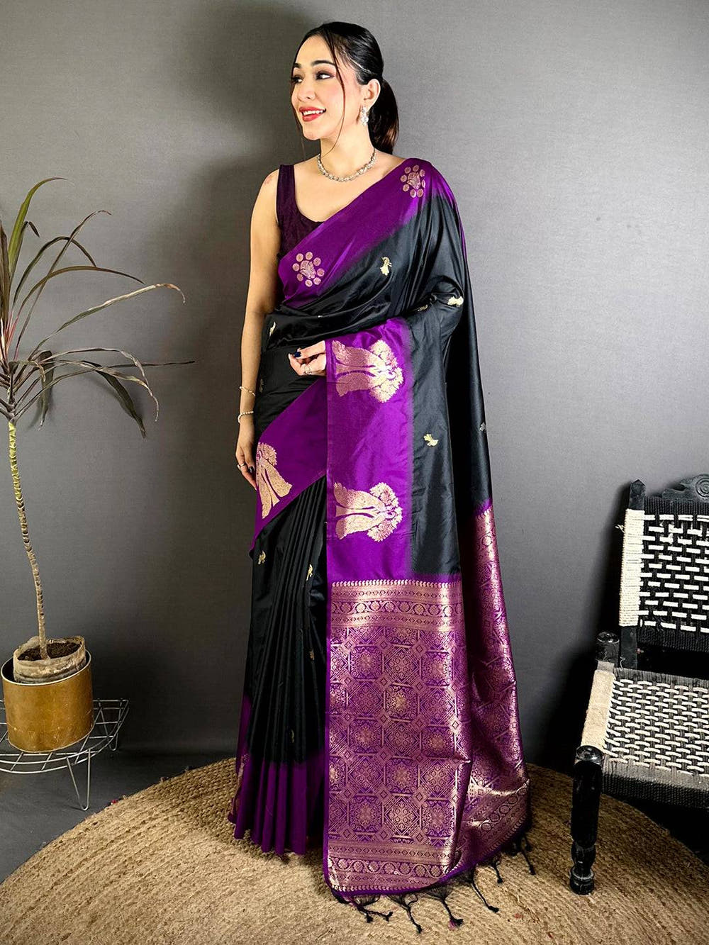 Black Silk Contrast Patta Border Saree