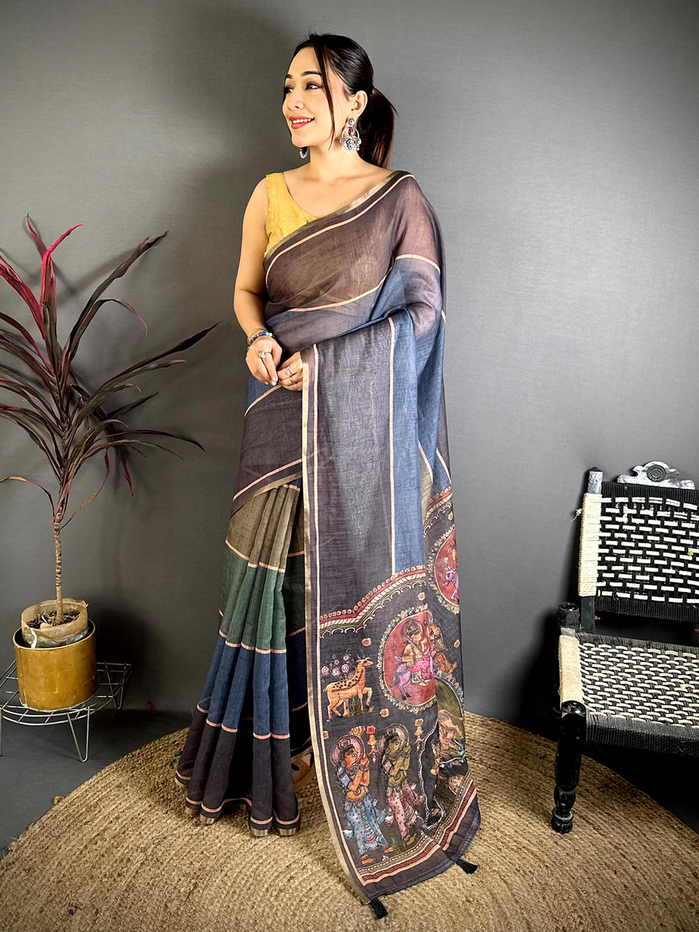 Elegant Stripe Linen Tissue Saree