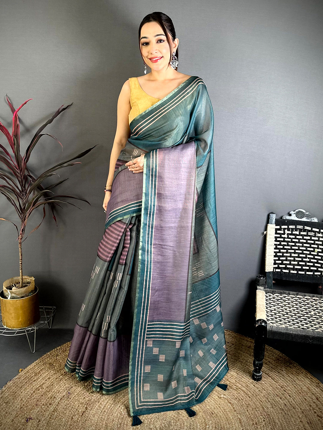 Ethereal Geometric Linen Chanderi Saree