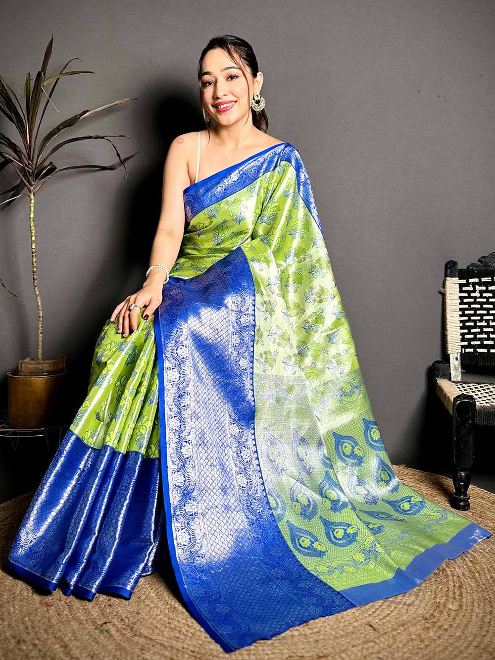 Opulent Zari One Gram Tissue Kanchi Saree