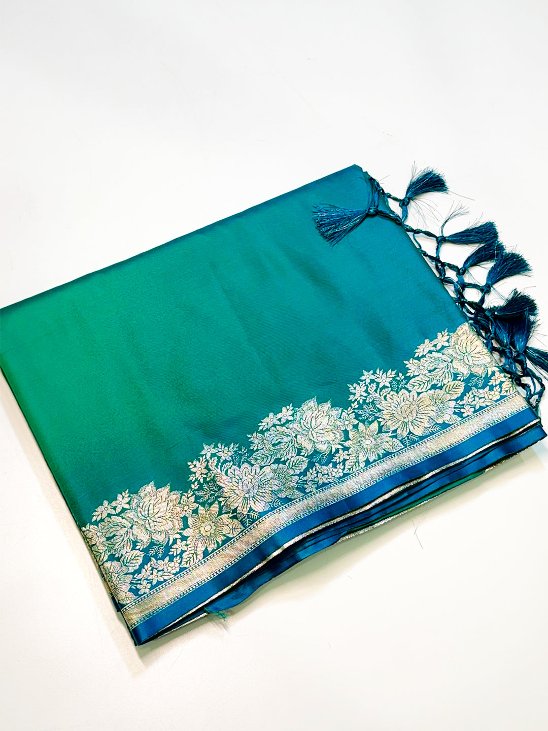 Stylish Ombre Weaving Mashru Silk Saree