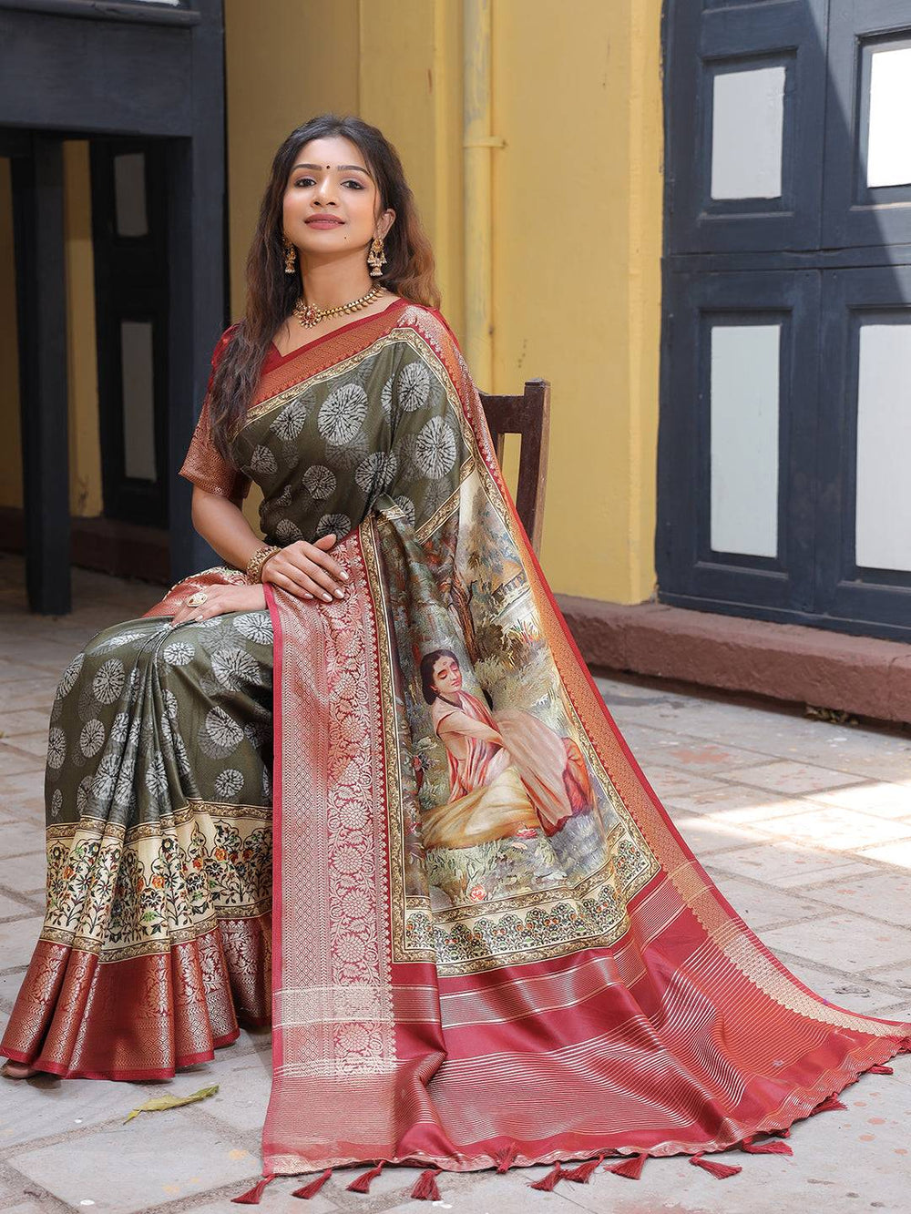 Olive Viscose Dola Silk Saree With Kalamkari & Mughal Print