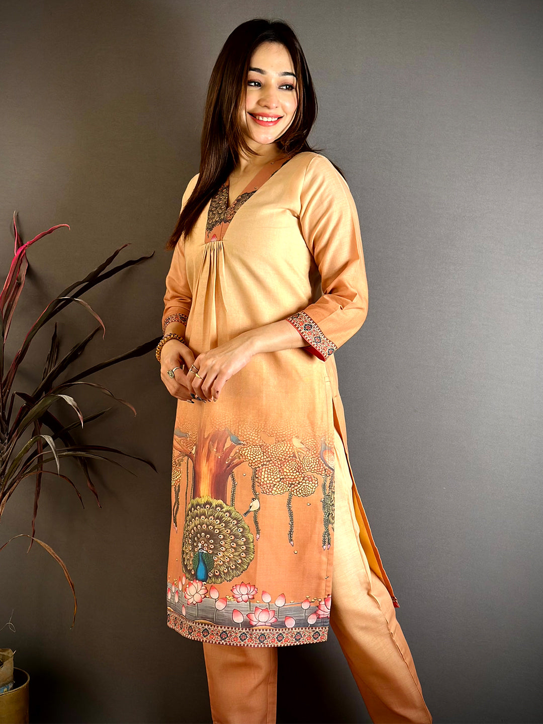 Aura Kalamkari Overlap V Neck Kurti