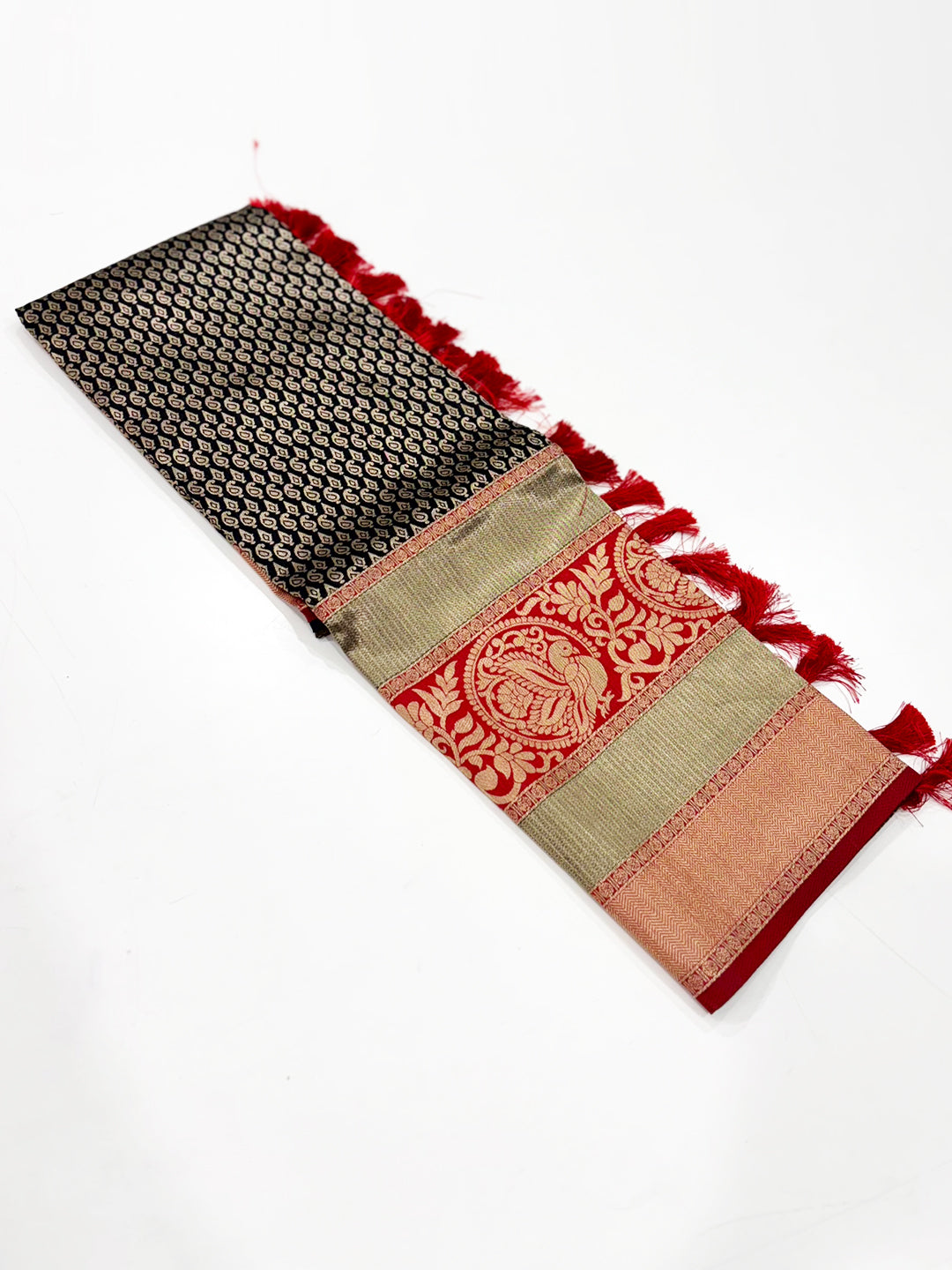 Black Beauty Banarasi Silk Saree