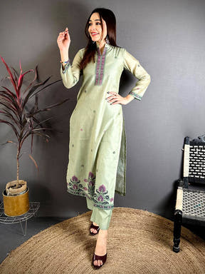 Olive Grace Floral Weave Dress