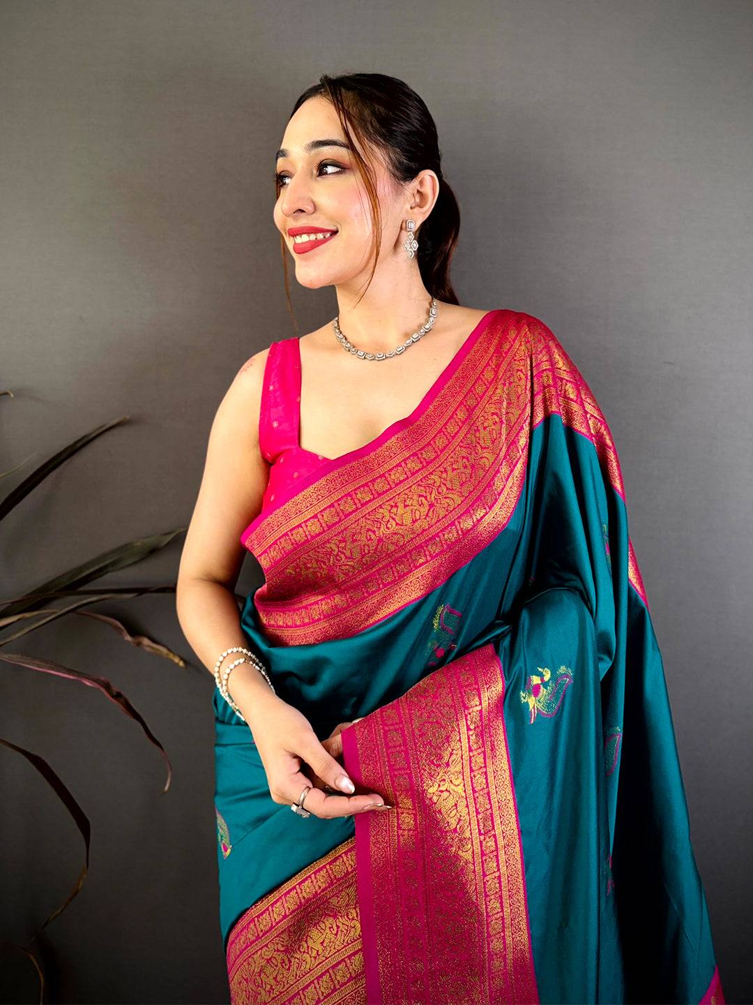 Soft Gadwal Pattu Minakari Butta Saree

