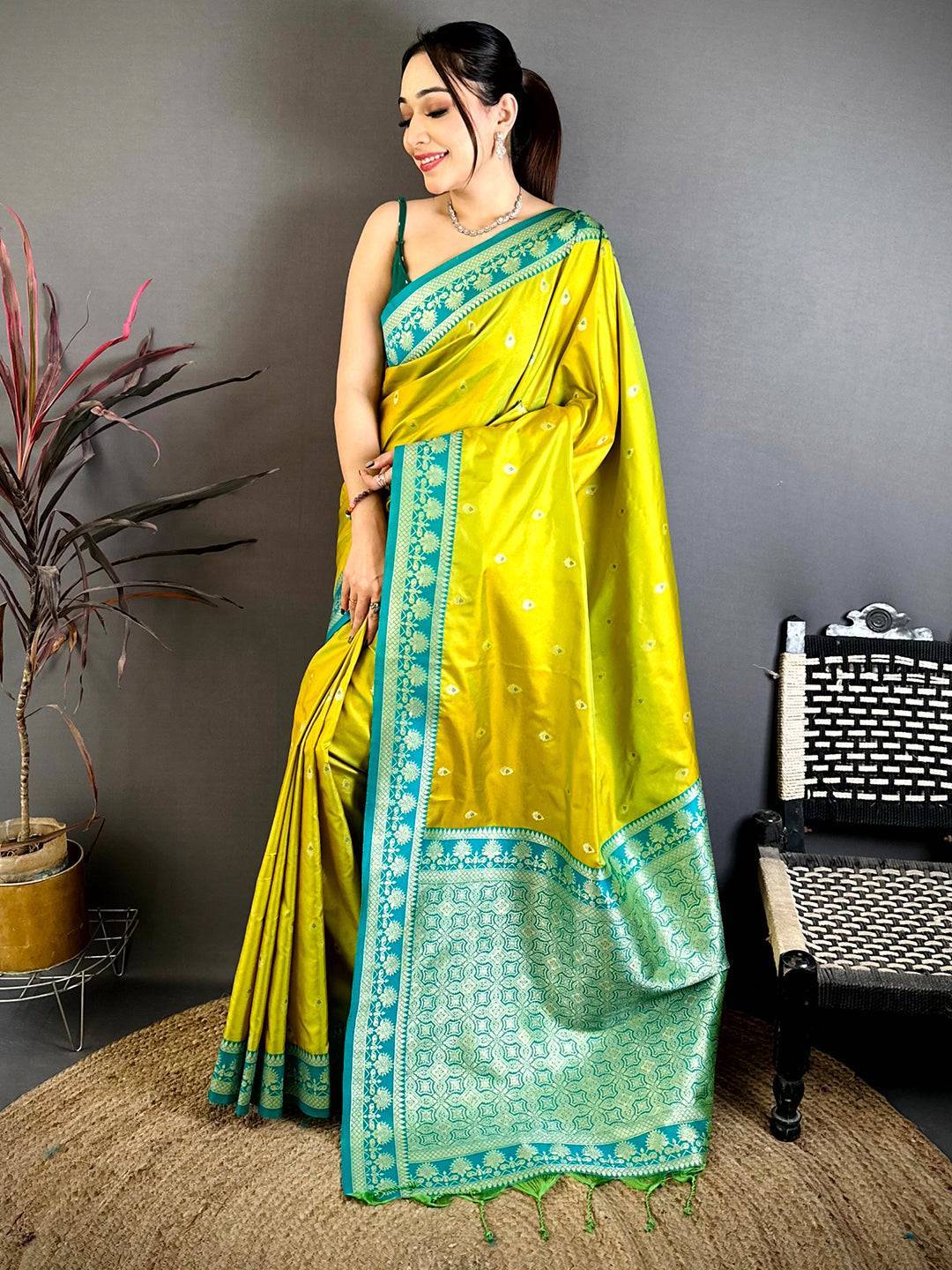 Regal Lime Yellow Gadwal Border Saree