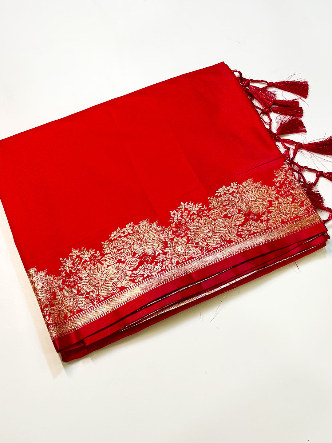 Opulent Ombre Weaving Mashru Silk Saree