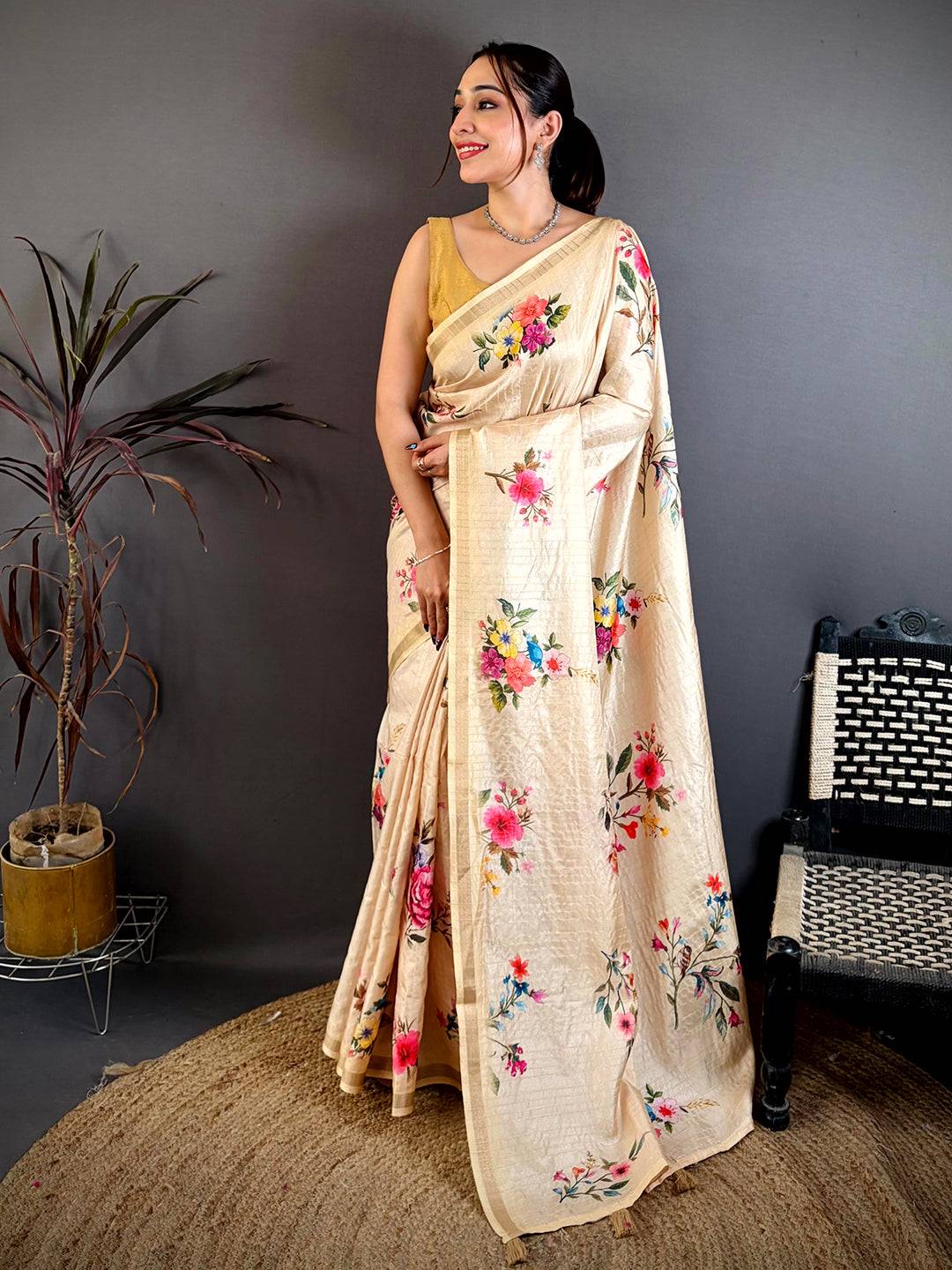 Celebrity Tussar Floral Ghicha Weaving Saree