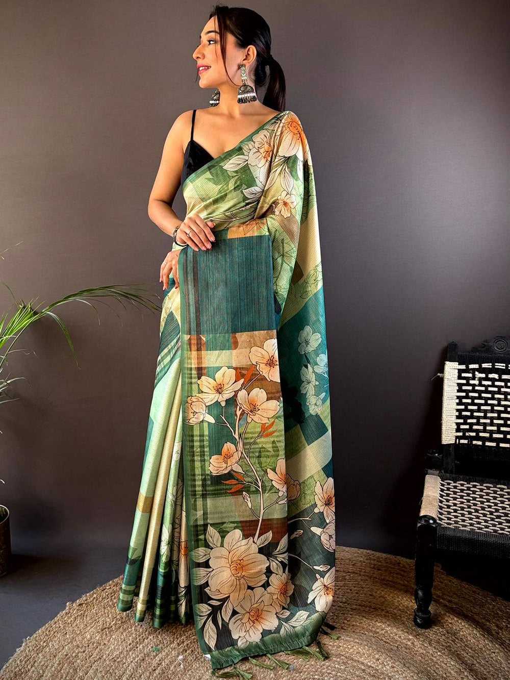 Pista Semi-Gold Zari Abstract Tussar Saree