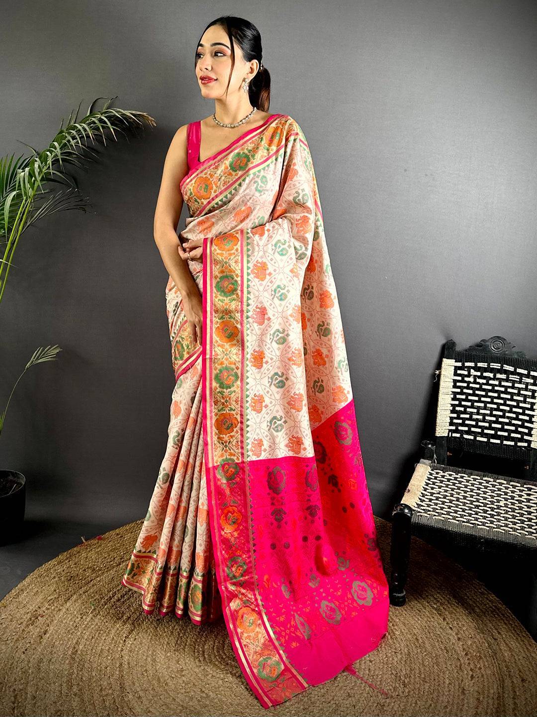 Elegant White Pochampally Patola Silk Saree

