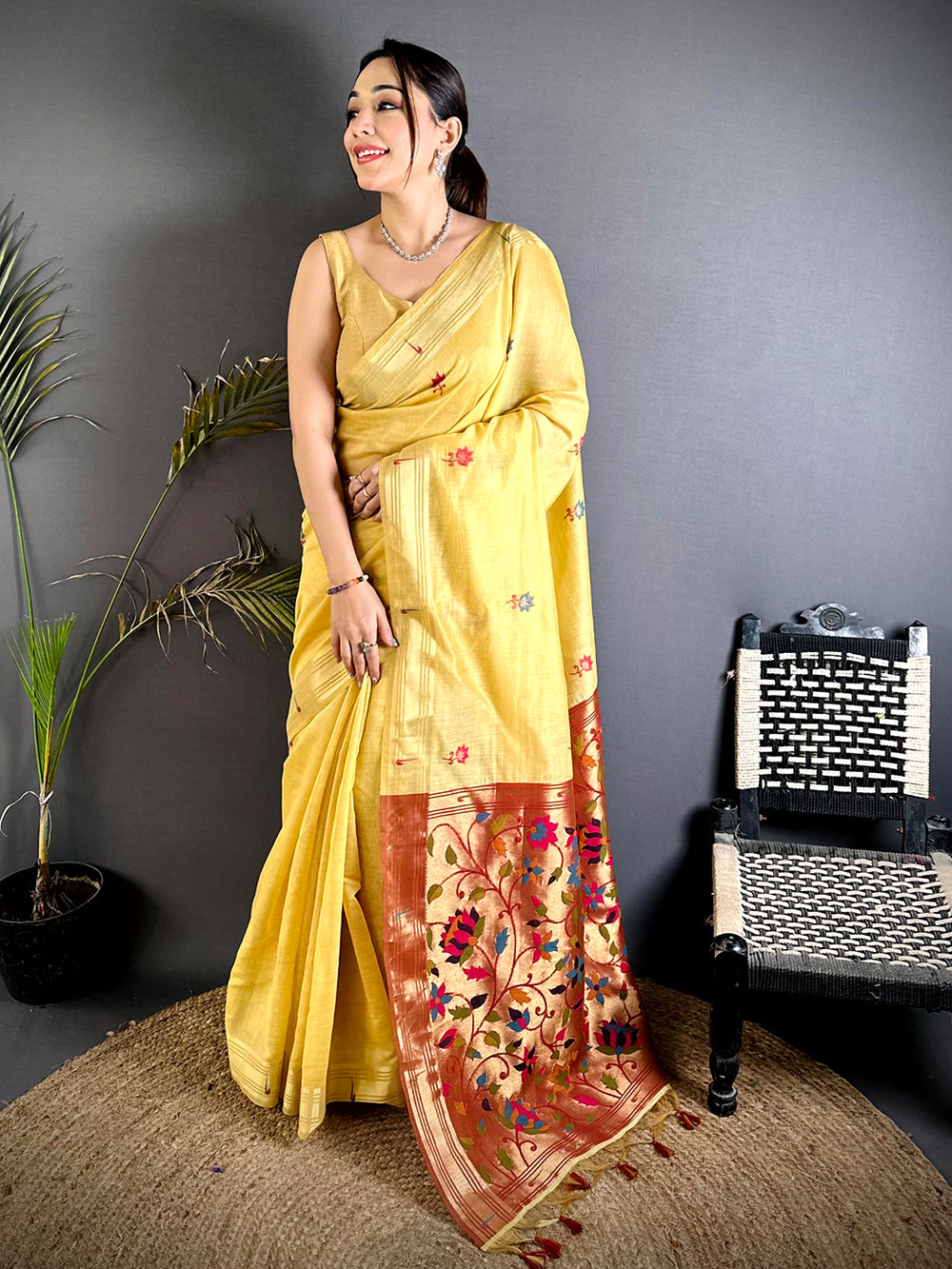 Stylish Minakari Butti Khadi Linen Saree
