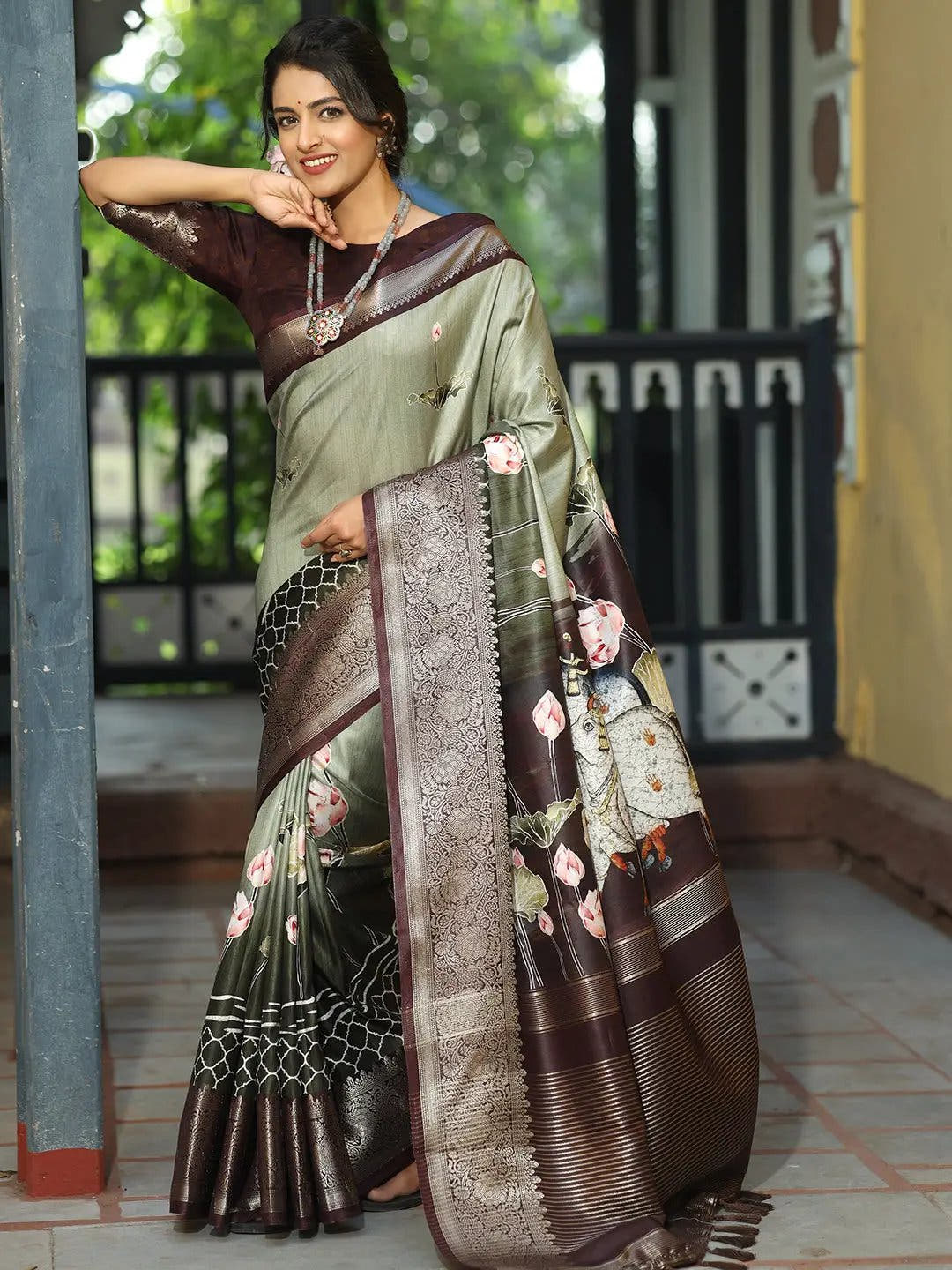 Exclusive Batik Pen kalamkari Saree With Zari Weaving Pallu