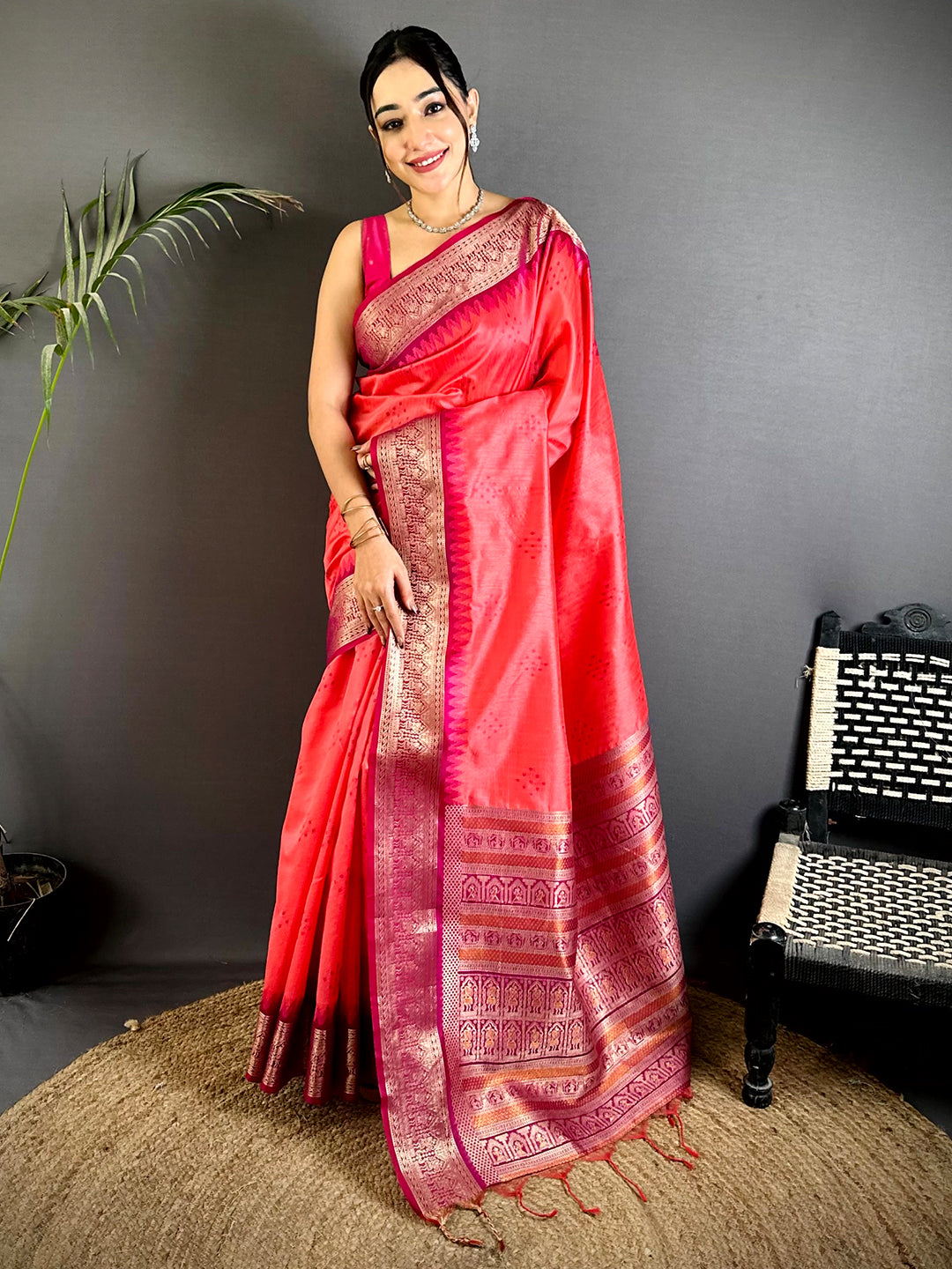 Pink Bandhej Weave Kanchi Pattu Saree