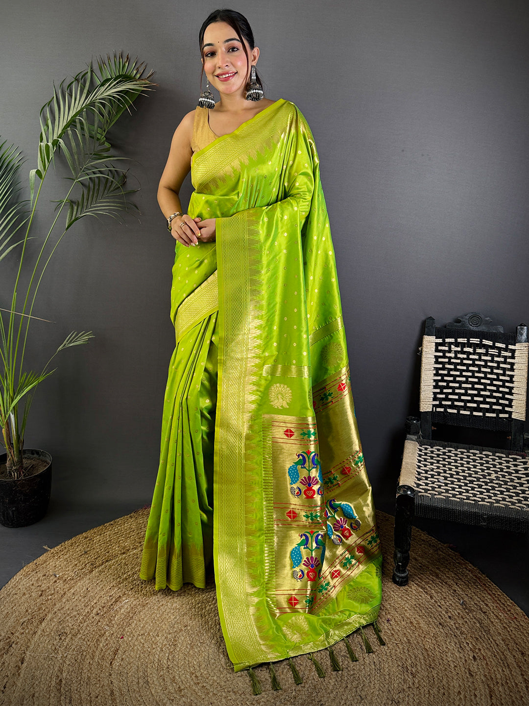 Green Dual Tone Zari Banarasi Paithani Saree