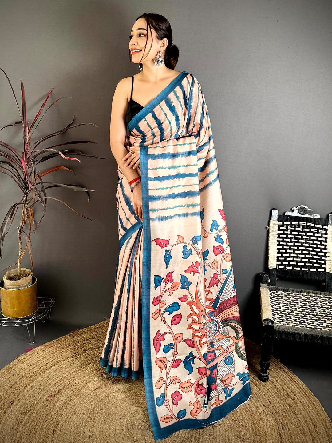 Artistic Ivory Tussar Kalamkari Print Saree
