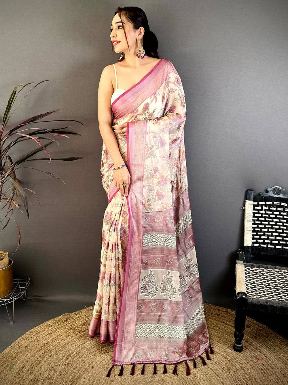 Opulent Brasso Floral Weaving Saree