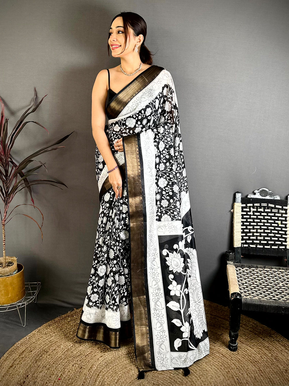 Classic Pen Kalamkari Dola Silk Saree