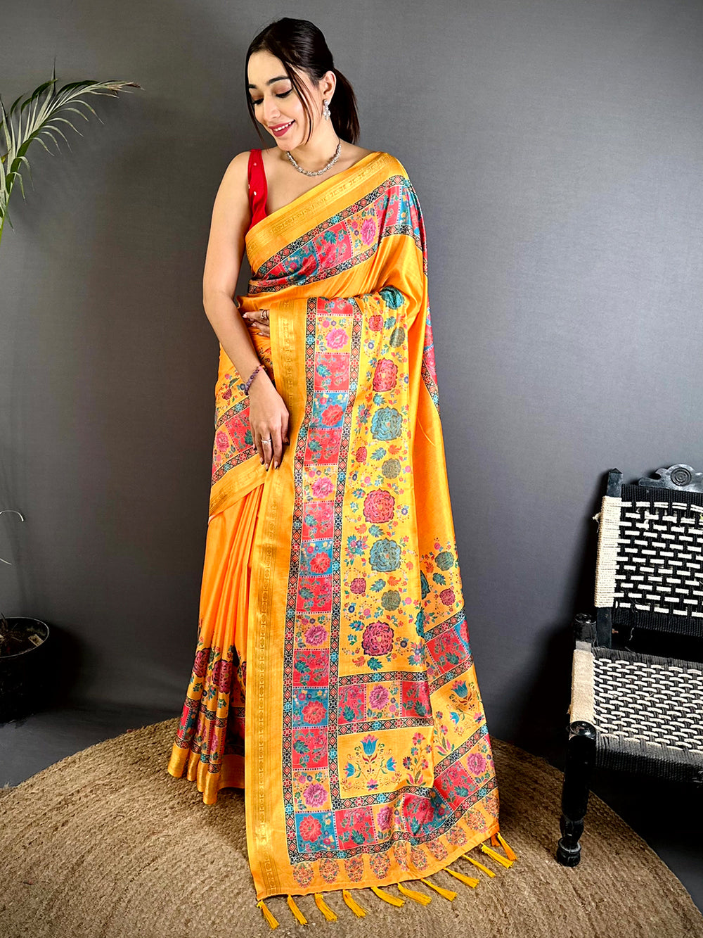 Graceful Kashmiri Print Soft Silk Saree