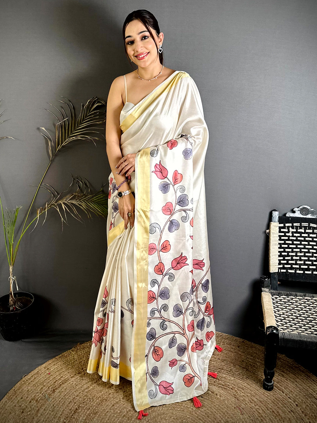 Stylish Floral Kalamkari Khadi Silk Saree